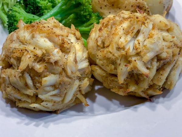 Massive Crab Cakes